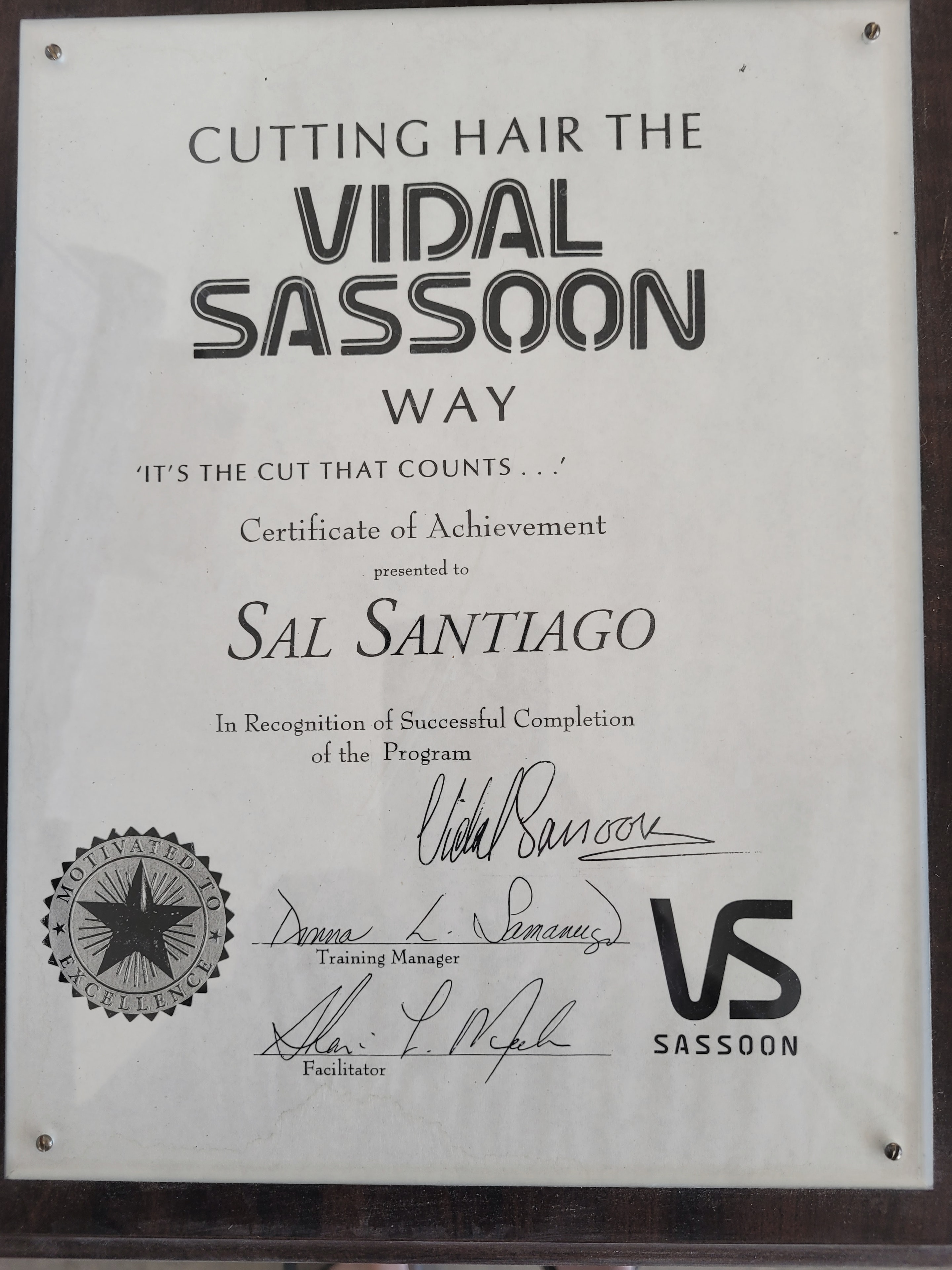 Sal Santiago — Vidal Sassoon hair cutting certificate