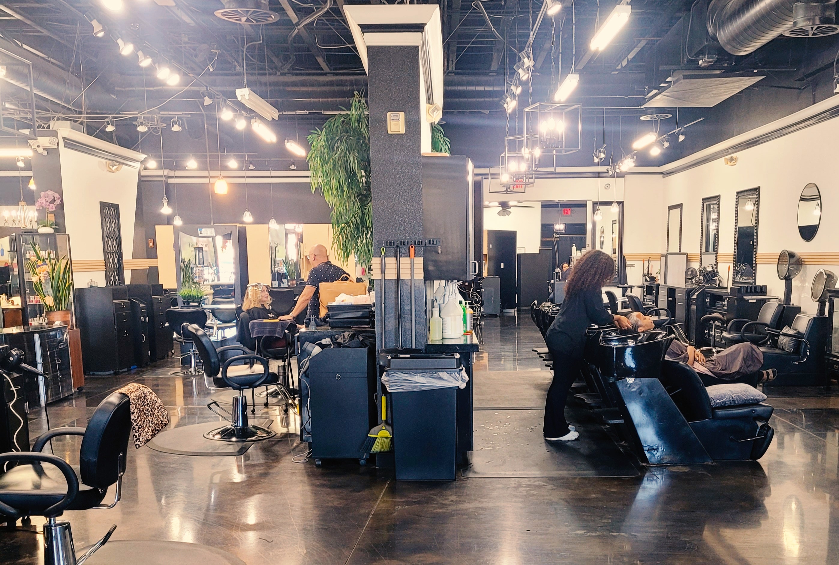 Salon floor