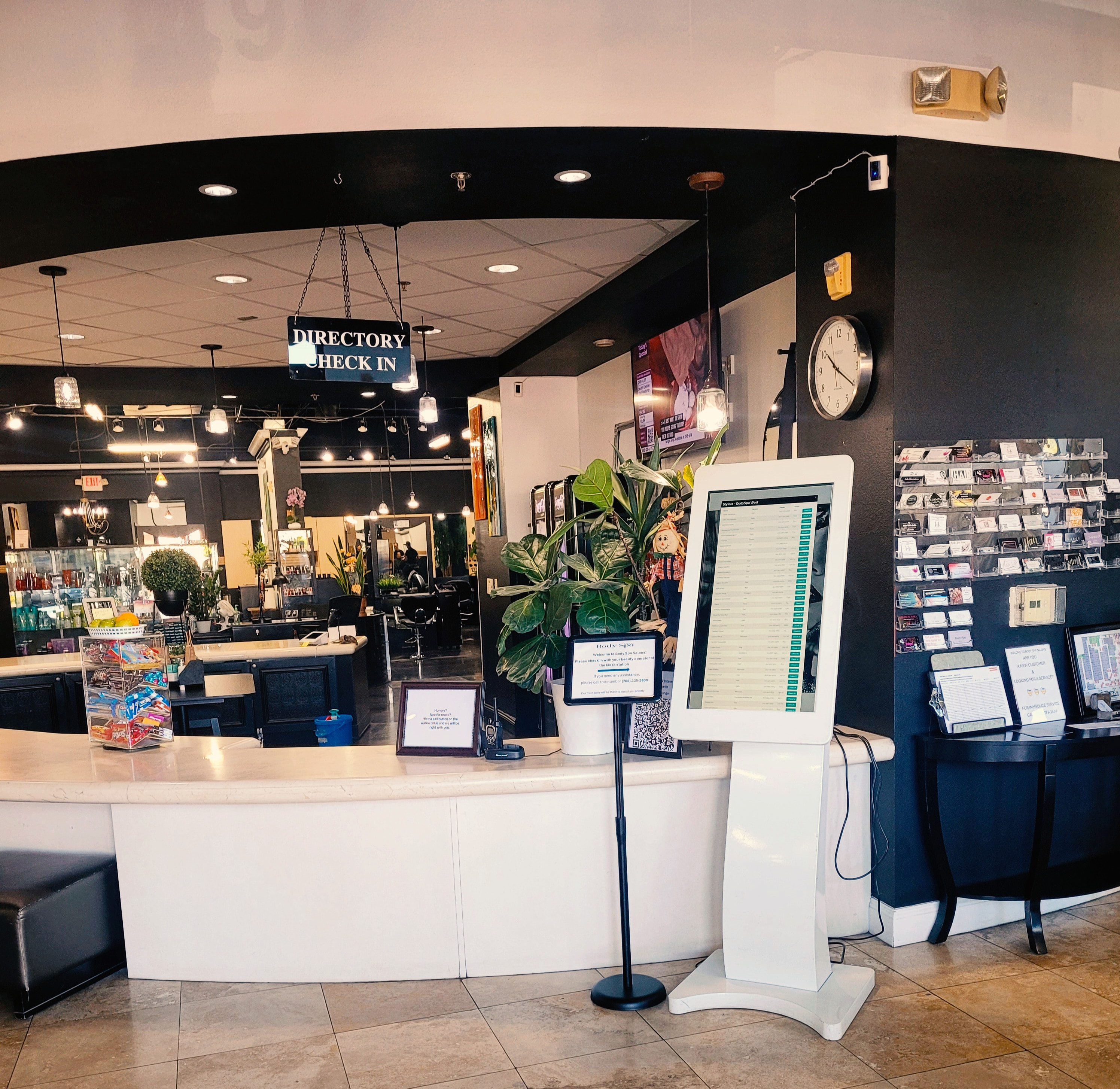 Salon reception